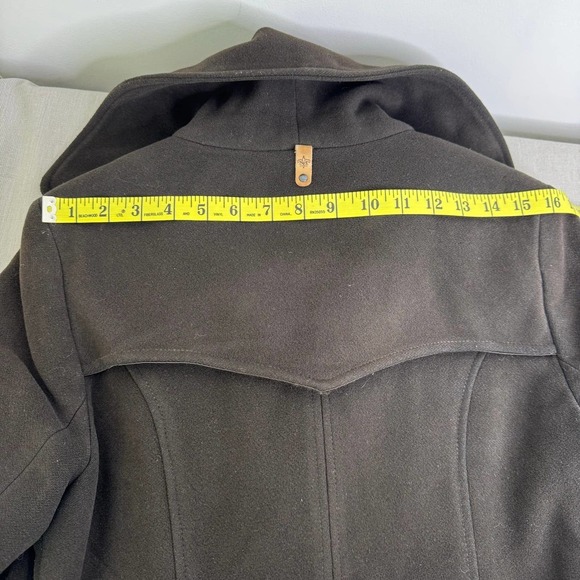 Mackage‎ wool/cashmere coat leather trim - Picture 16 of 16